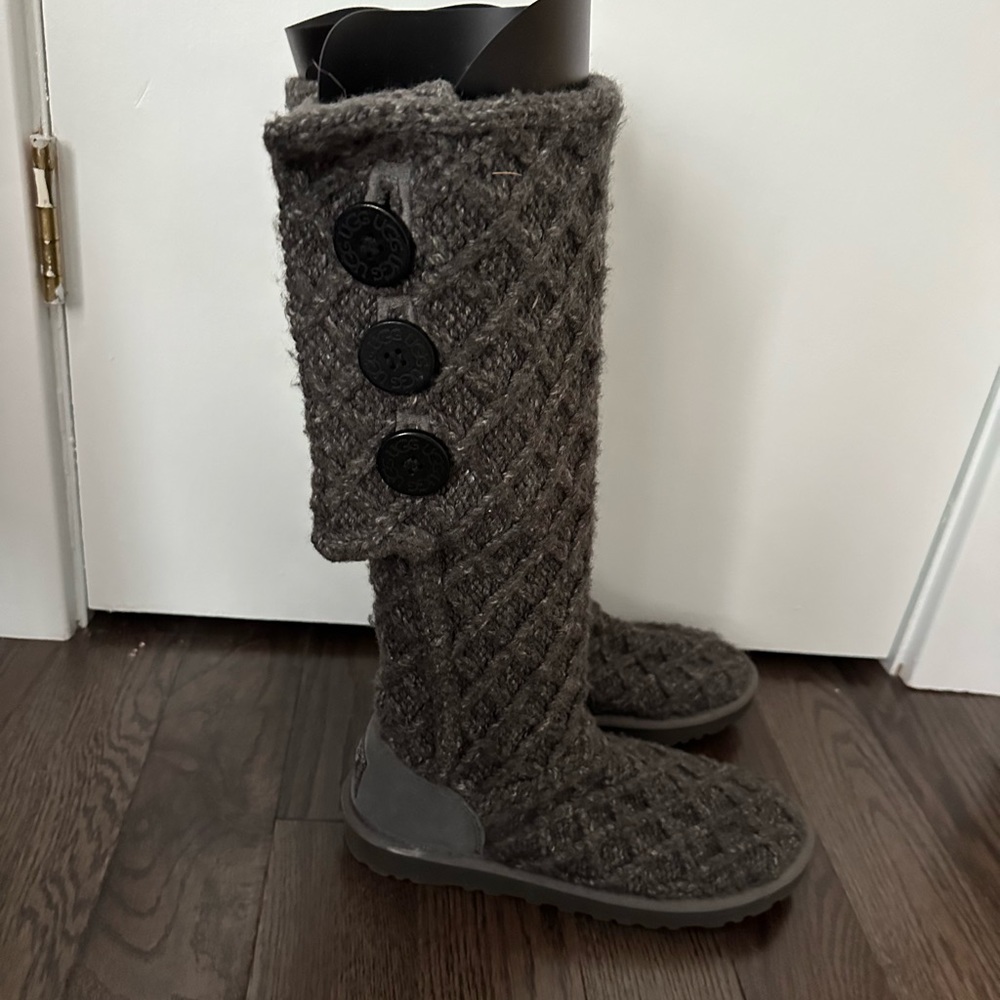 UGG Australia - Lattice Cardy - Boots - Gray - Women's - 7